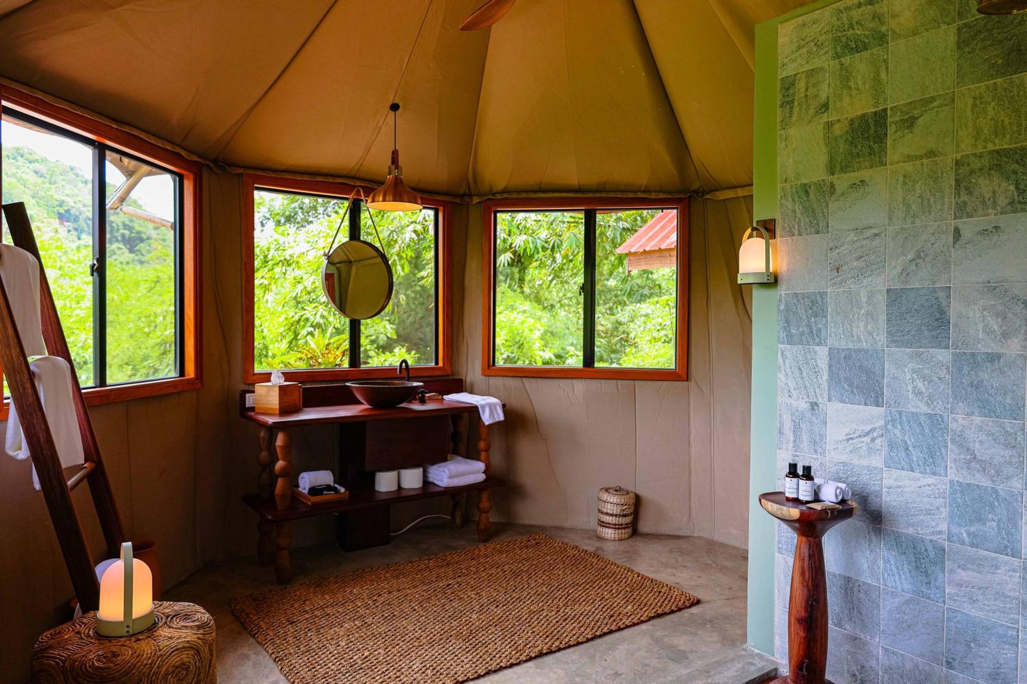 Sleeping Giant Rainforest Lodge เบลโมแพน ภายนอก รูปภาพ
