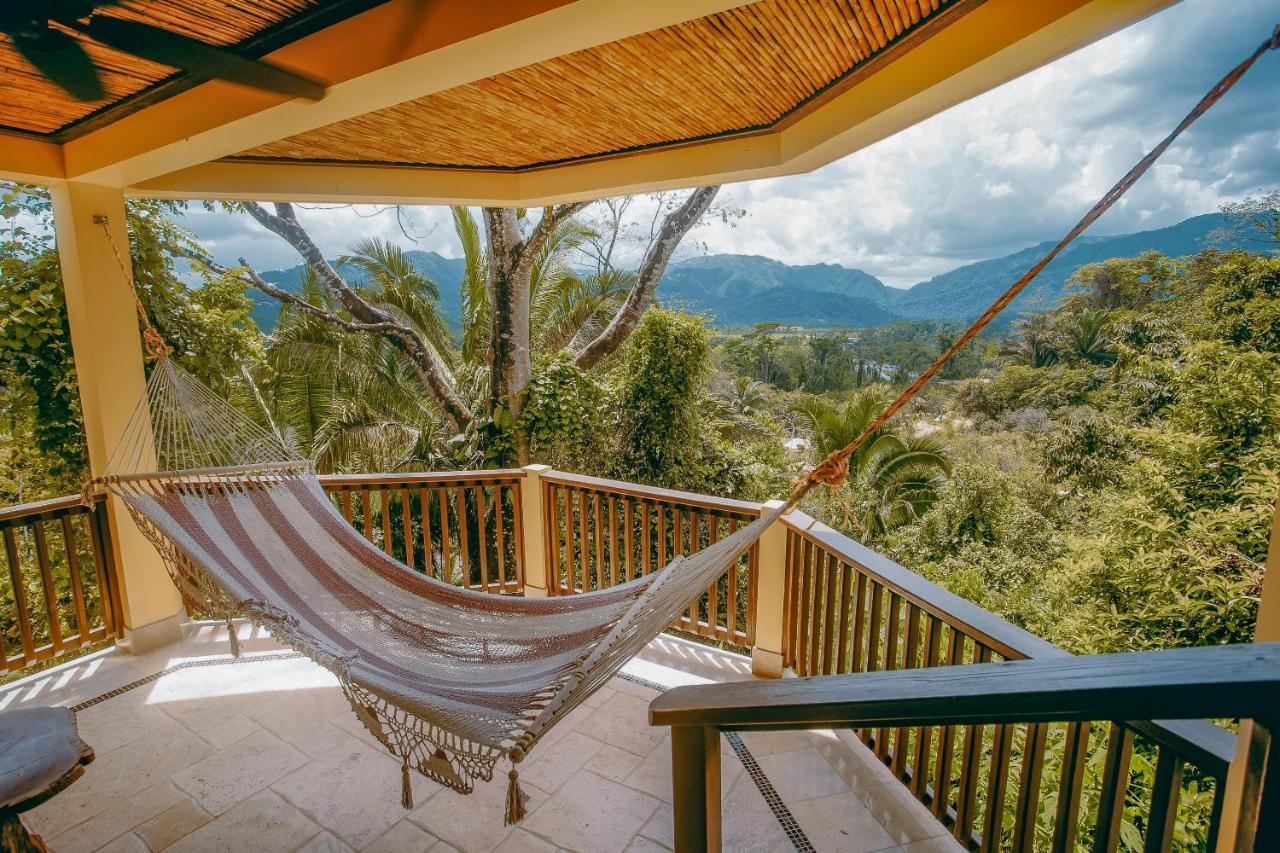 Sleeping Giant Rainforest Lodge เบลโมแพน ภายนอก รูปภาพ